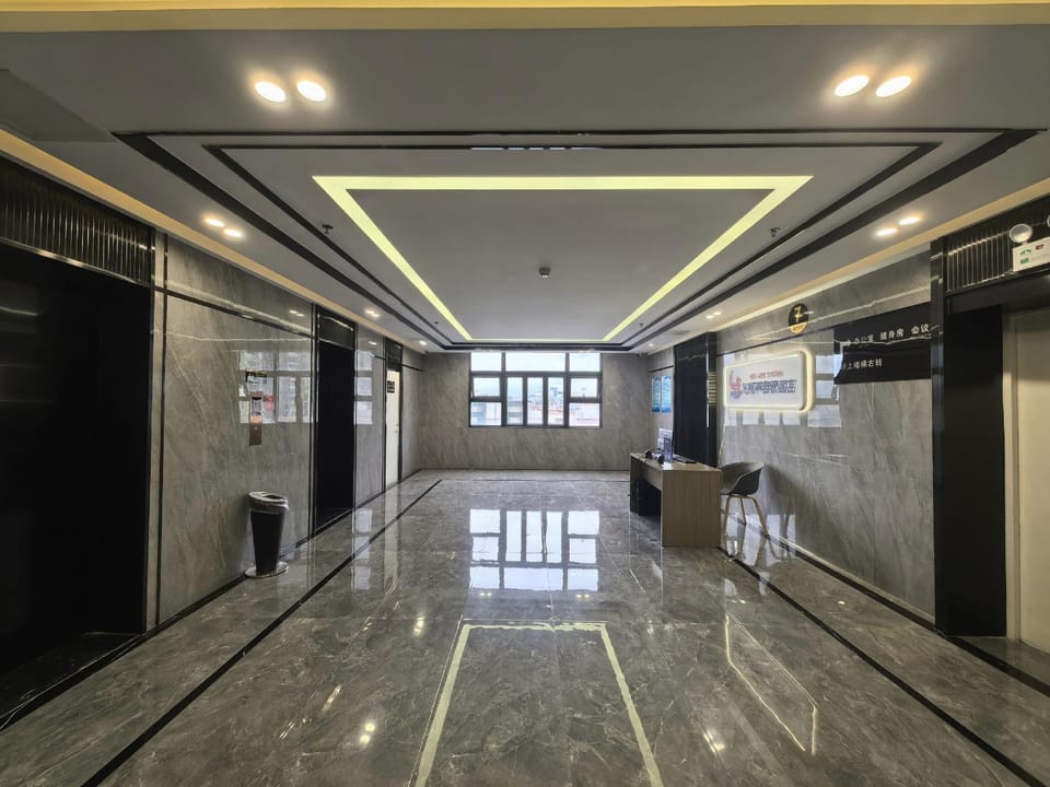 Burgen Hotel Hotel in Shenzhen
