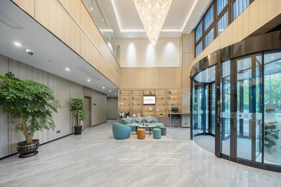 Gome Hotel (Shanghai Jinshan Zhangyan Zhongqiao Film Academy Branch) Hotel in Shanghai