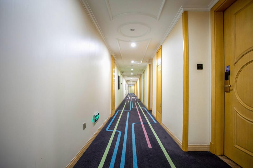 Netfish e-sports Hotel (Shanghai Hongqiao Railway Station) Hotel in Shanghai