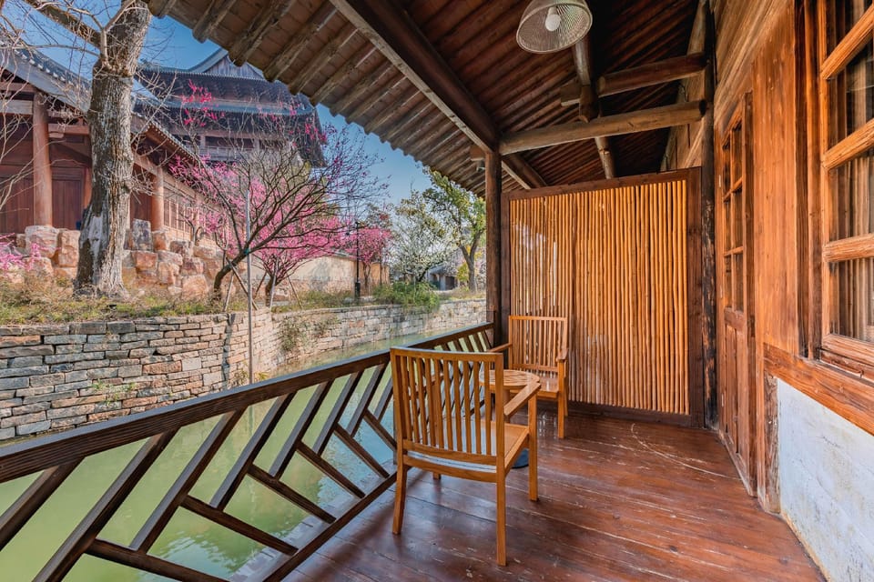 Puyuan Fashion Ancient Town Shilang Inn Hotel in Zhejiang