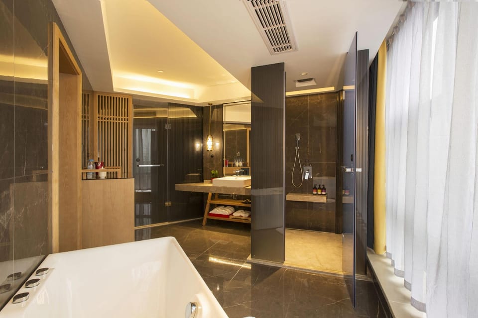 Yuelong Hotel Hotel in Zhejiang