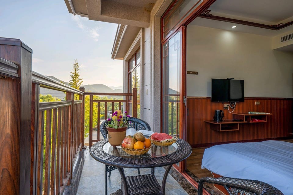 Yuhang Farmhouse Hotel in Zhejiang