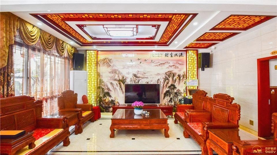 Yuhang Farmhouse Hotel in Zhejiang