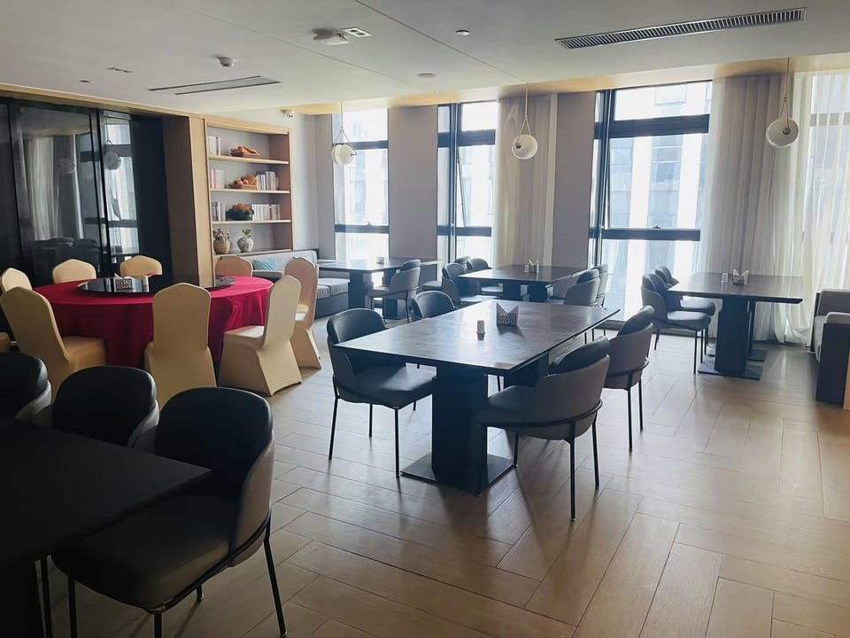 Time Travel Hotel (Qianjiang Century City Branch) Hotel in Hangzhou