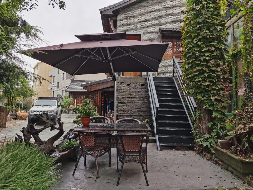 Hangzhou Lanzhuang Homestay Hotel in Hangzhou