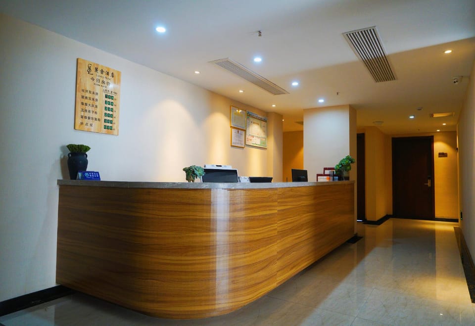 Bad Potato Hotel (Jingning Bus Station Branch) Hotel in Zhejiang
