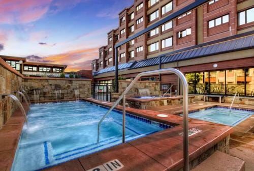 PRIME LOCATION Ski-In Ski-Out with Mountain Views BEST location in Breckenridge Hotel in Breckenridge