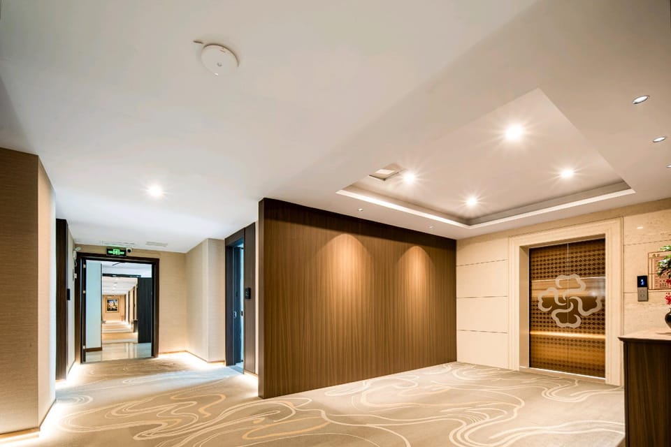 Gold Coast Grand Hotel Hotel in Jiangsu