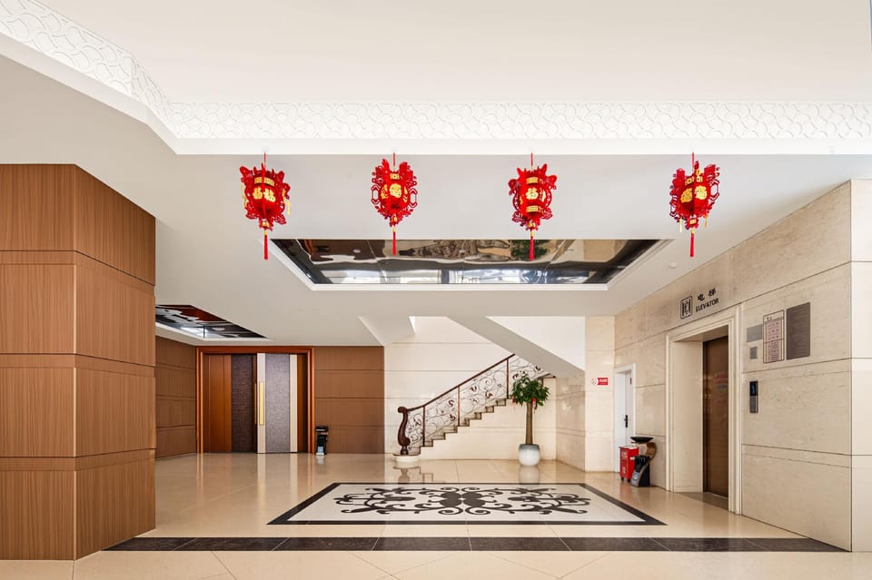 Gold Coast Grand Hotel Hotel in Jiangsu