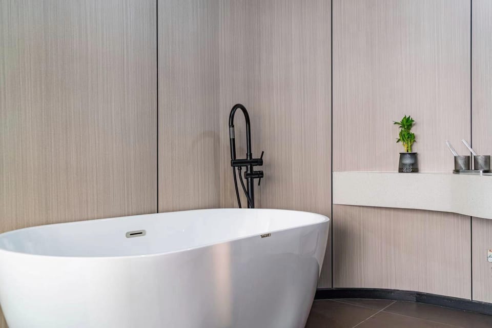 Platinum Boutique Hotel (Zhuji Baolong Plaza Branch) Hotel in Hangzhou