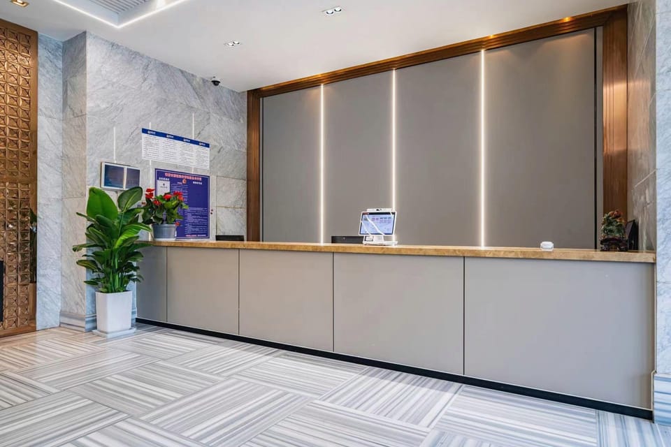 Platinum Boutique Hotel (Zhuji Baolong Plaza Branch) Hotel in Hangzhou