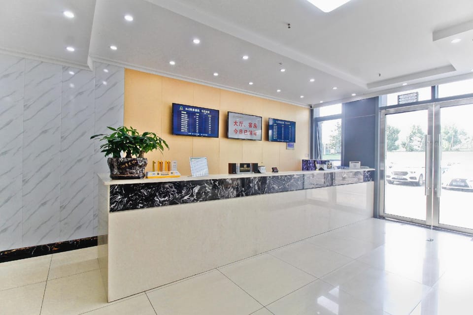 8+2 Business Hotel (Anhui Medical University First Affiliated Hospital Branch, High-tech Zone) Hotel in Jiangsu