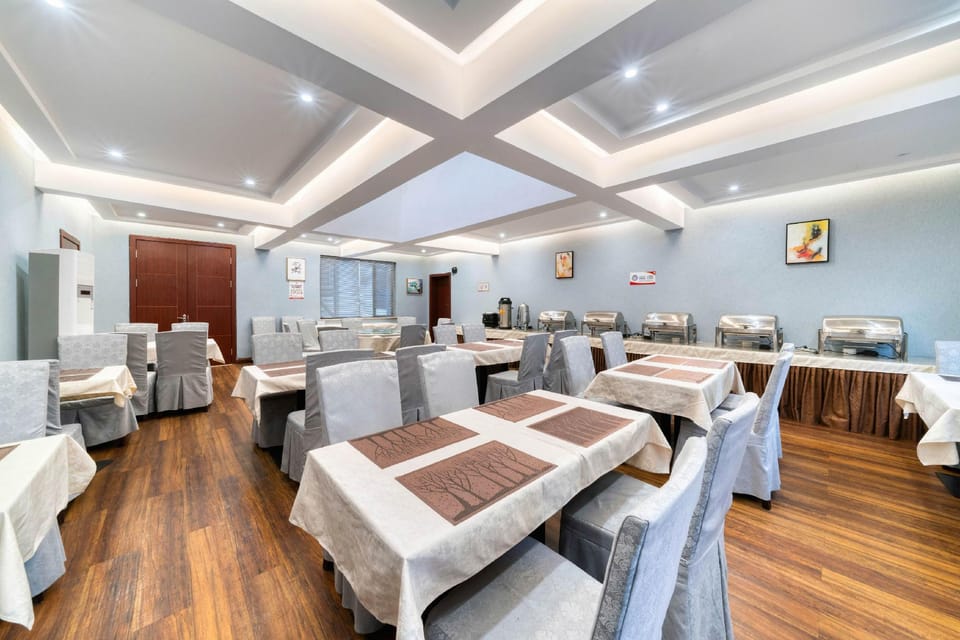 Ji Fen Qing Chen Hotel (Lishui Zhongshan Street Bell Tower Branch) Hotel in Zhejiang