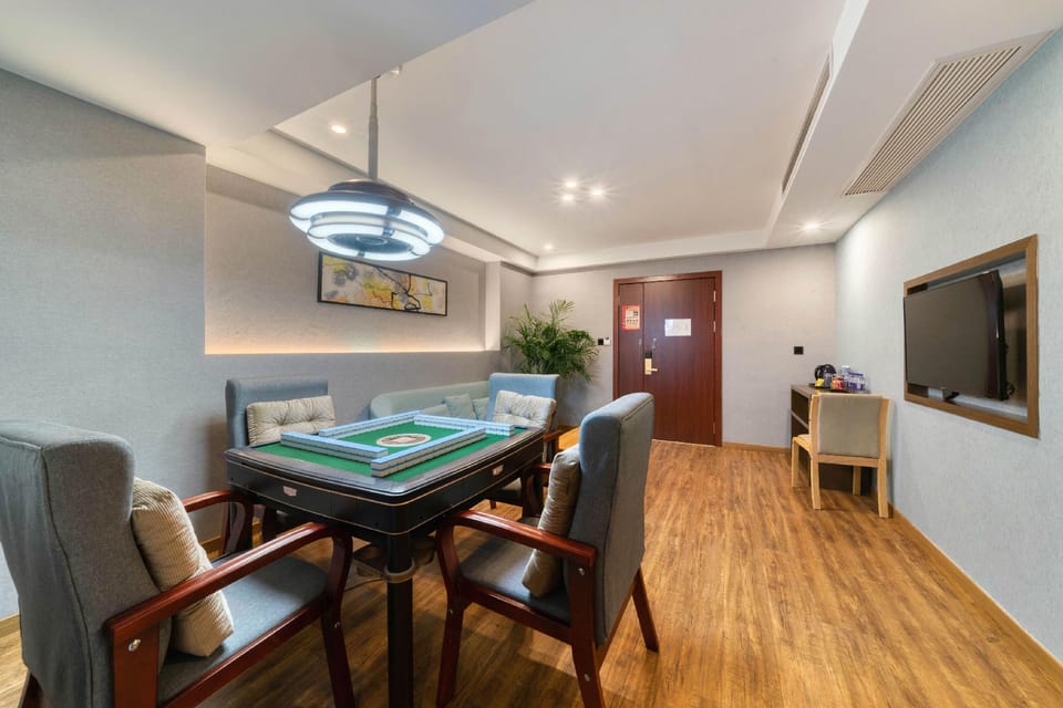 Ji Fen Qing Chen Hotel (Lishui Zhongshan Street Bell Tower Branch) Hotel in Zhejiang