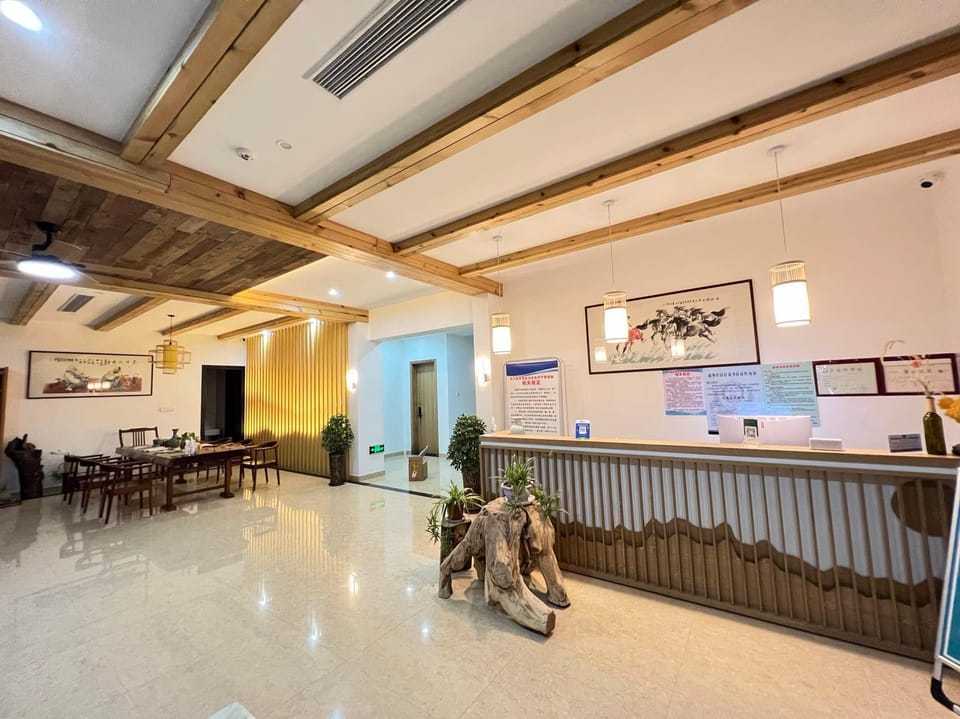 Harmony Tea House Hotel in Zhejiang
