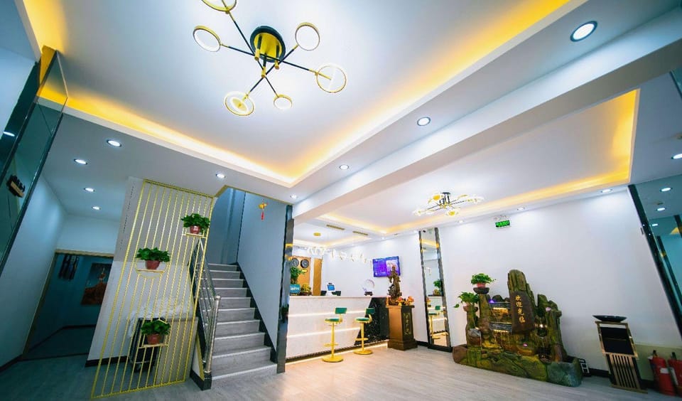 No. 7 Enjoy Hotel Hotel in China