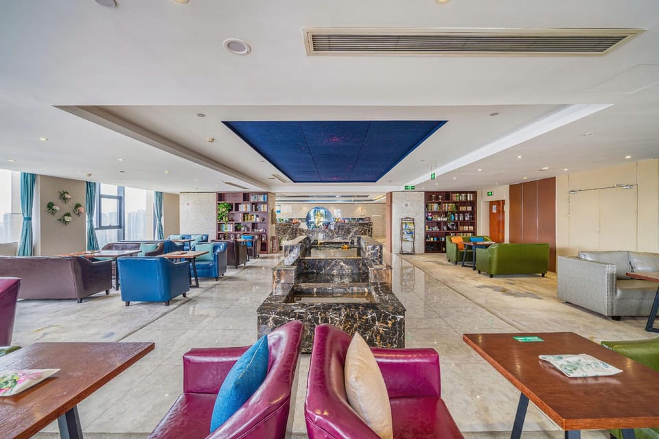Weifeng GC Fully Intelligent Hotel (Zhuji Wanfeng Xintiandi Branch) Hotel in Hangzhou