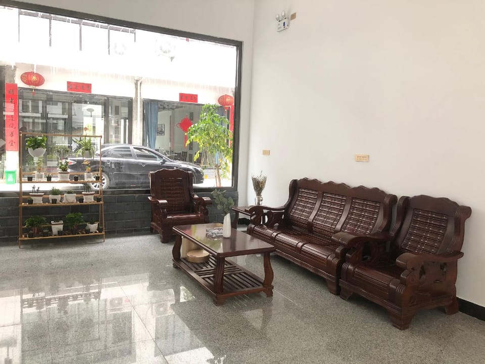 First Encounter Homestay (Yunhe Terraced Fields Scenic Area Branch) Hotel in Zhejiang