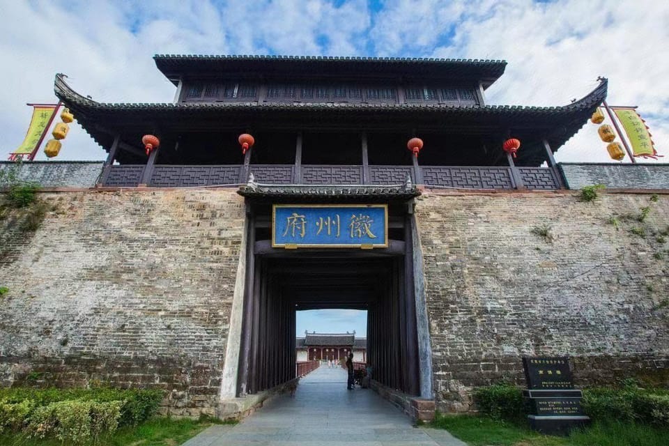 Harbor Business Esports Hotel (Huizhou Ancient City Branch) Hotel in Hangzhou