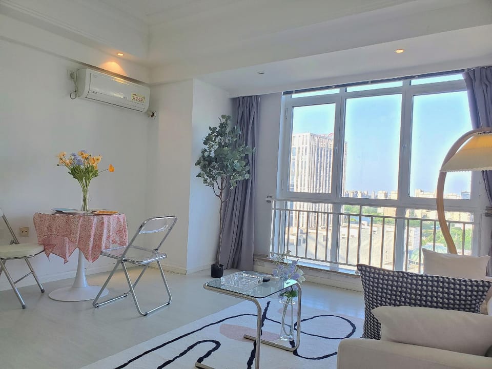 Sunset B&B (Wanda Plaza Wuhu Station Branch) Hotel in Nanjing
