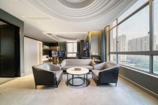 Shaoxing Space E-Sports Apartment Hotel in Hangzhou
