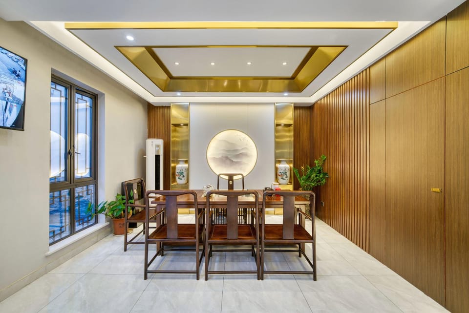 Sanya Homestay (City Square Lu Xun's Former Residence Branch) Hotel in Hangzhou