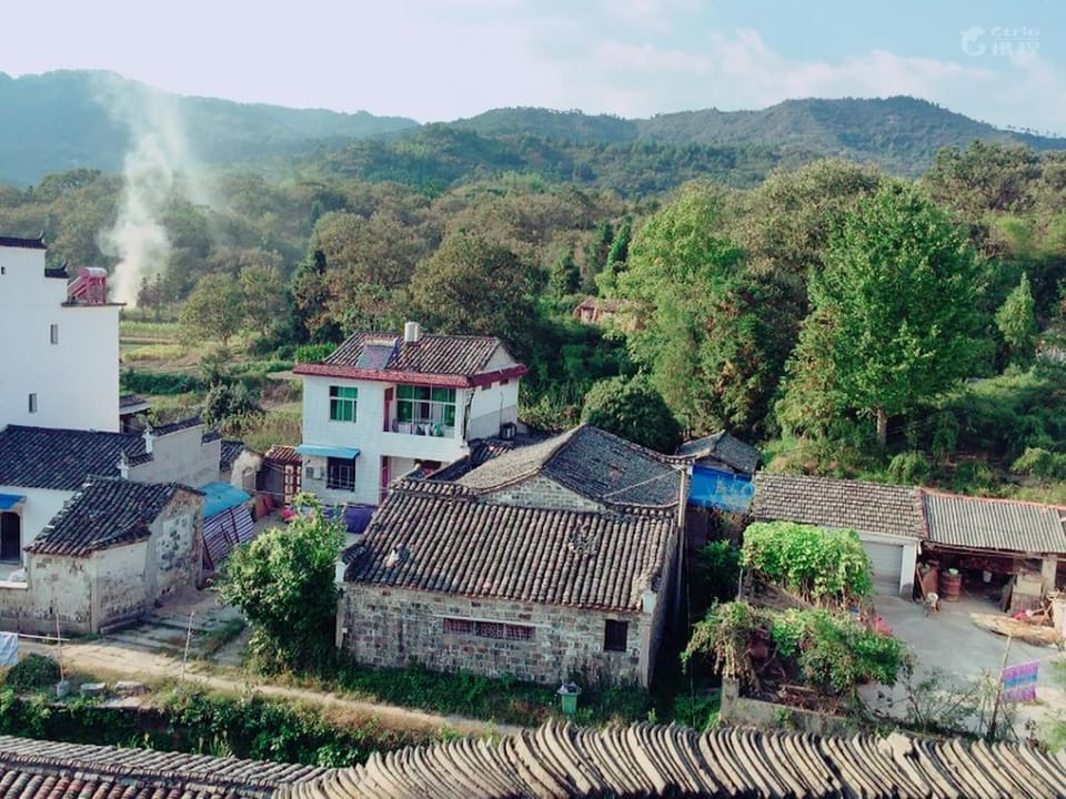 Lin Ying Inn Hotel in Zhejiang
