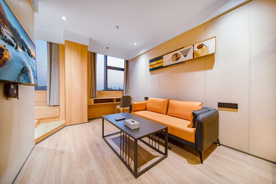 Yunbo Smart Hotel (Zhuji Ronghuai Middle School Branch) Hotel in Hangzhou