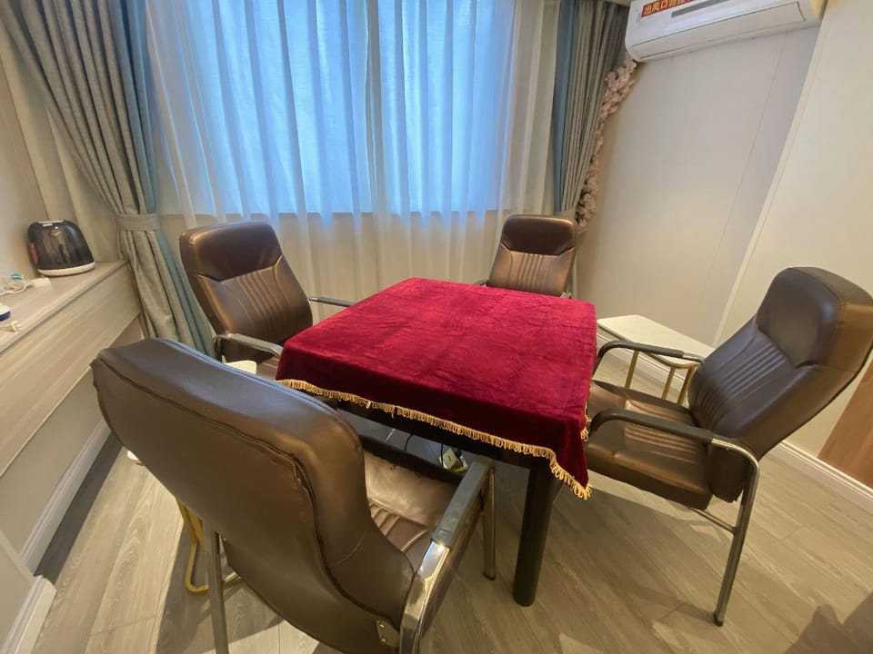 Friendship Business Hotel (Hangzhou Fuyang Guihua West Road Metro Station Branch) Hotel in Hangzhou