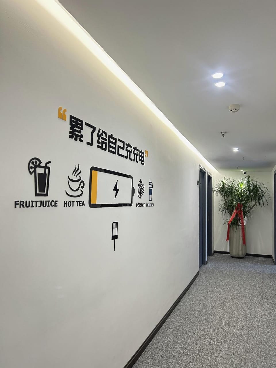 Clover Hotel (Keqiao China Textile City Metro Station Branch) Hotel in Hangzhou