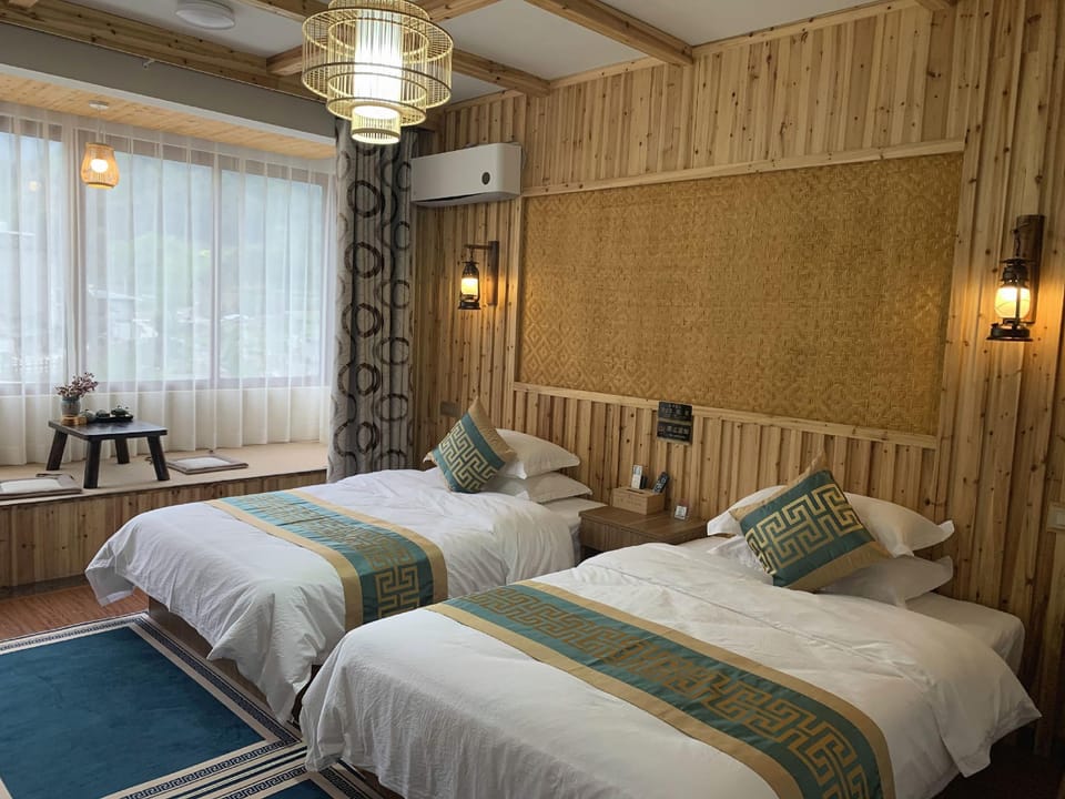 Left and Right Neighbors Homestay Hotel in Zhejiang