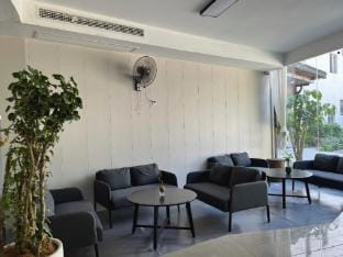 Yiwu Songjianzhao Homestay (Xihu Scenic Area) Hotel in Hangzhou