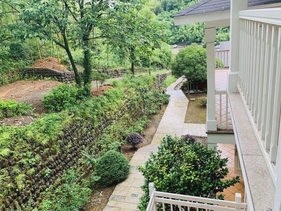 Xiuxi Mountain Villa Hotel in Hangzhou