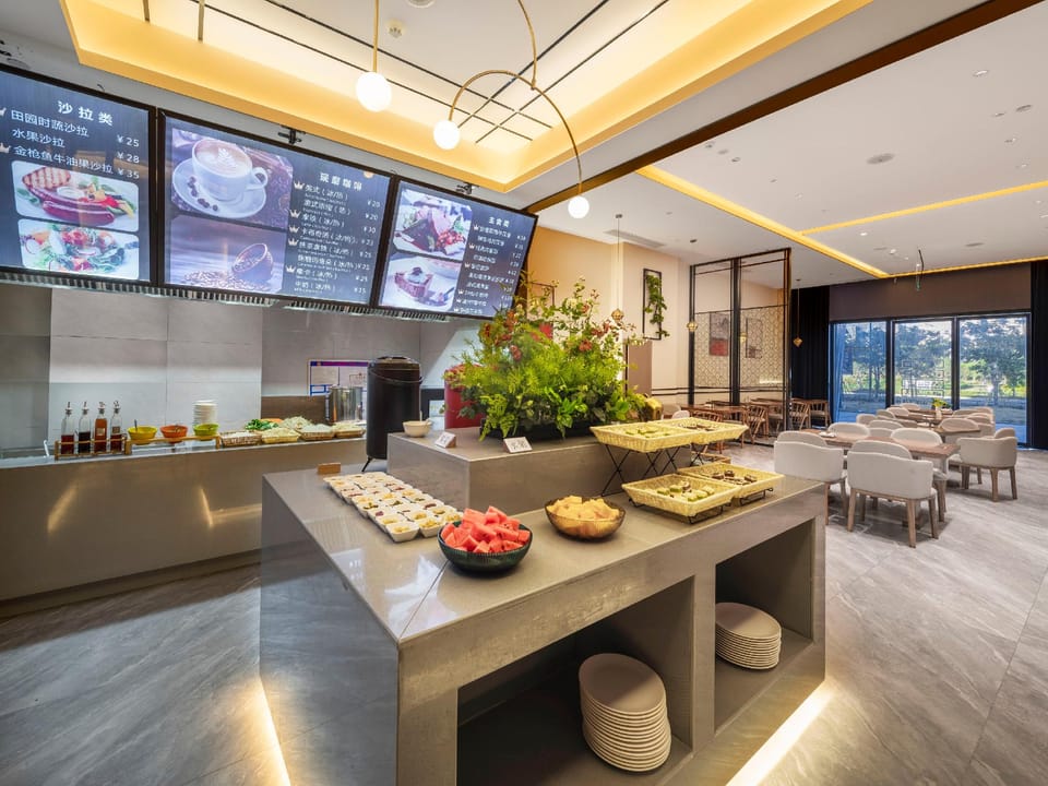 Zhonglian Lizhi Hotel (Longwan Jinhai Lake Branch) Hotel in Zhejiang