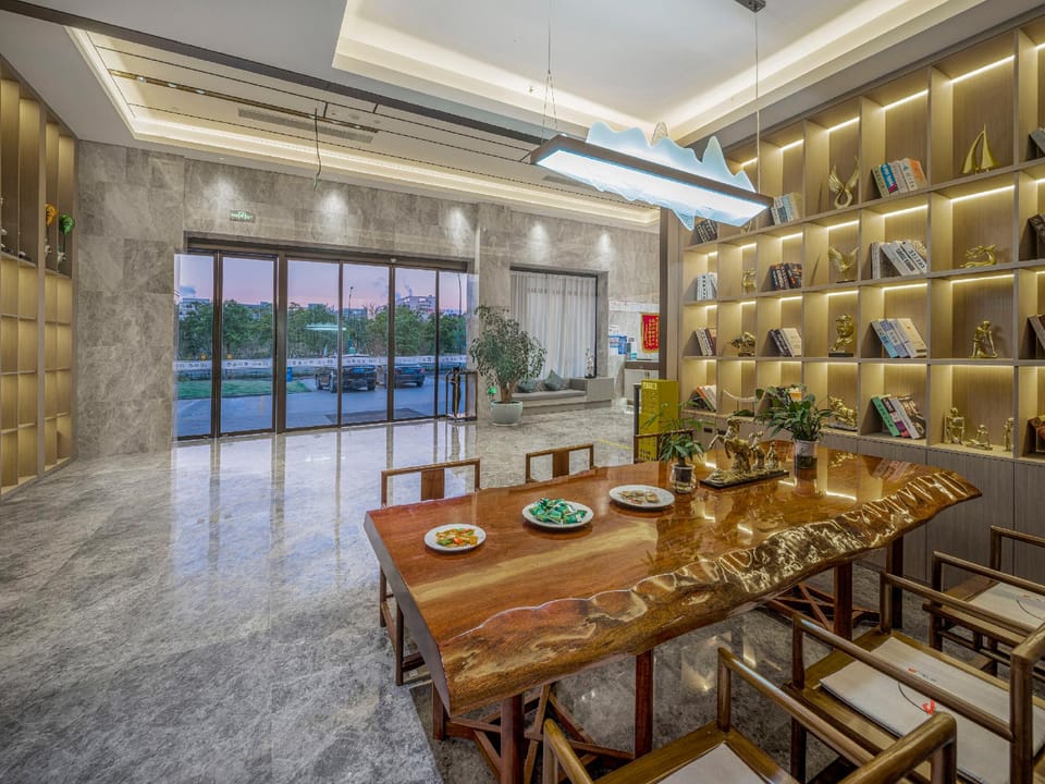 Zhonglian Lizhi Hotel (Longwan Jinhai Lake Branch) Hotel in Zhejiang