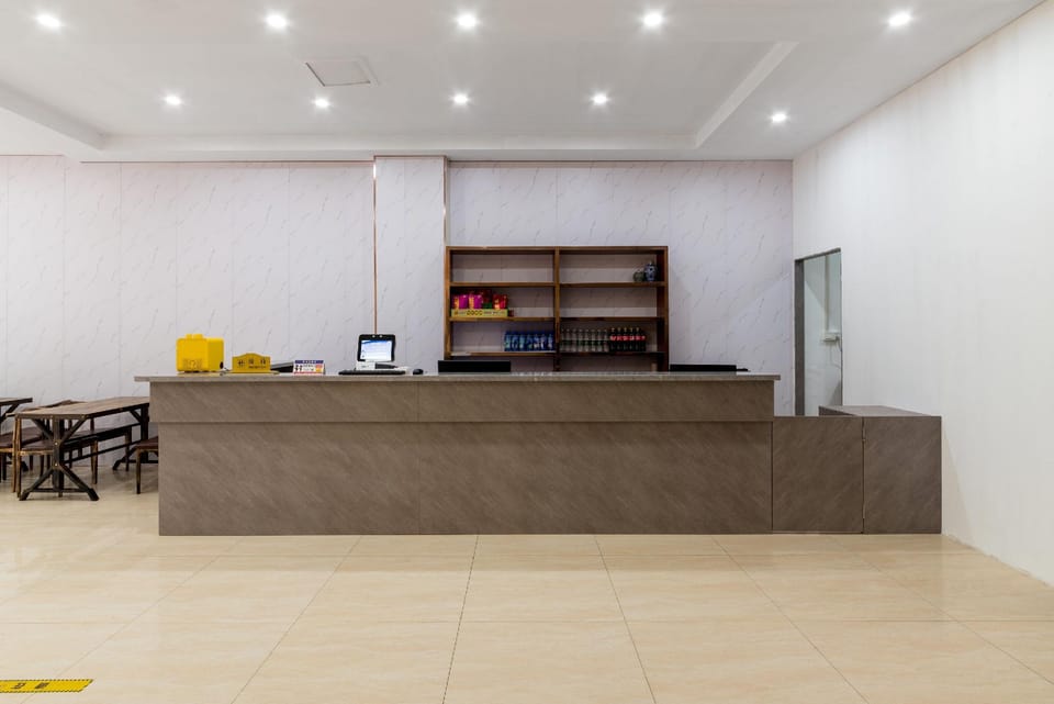 Maple Hotel (Yancheng High-Speed Railway and Bus Station Branch) Hotel in Jiangsu