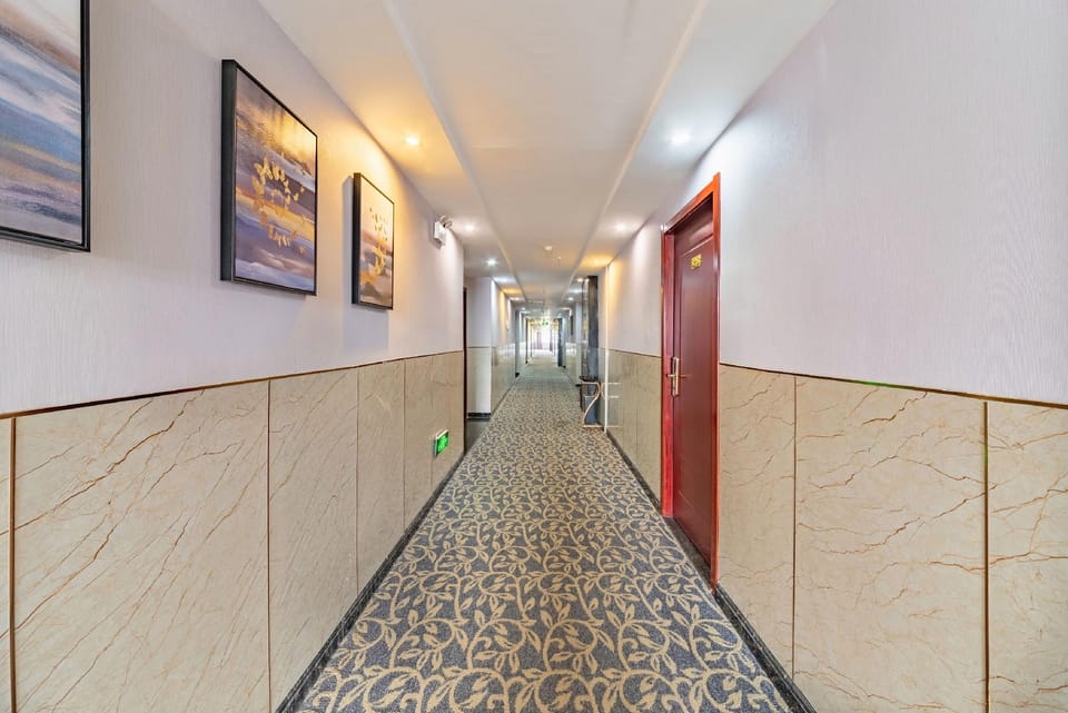 Maple Hotel (Yancheng High-Speed Railway and Bus Station Branch) Hotel in Jiangsu