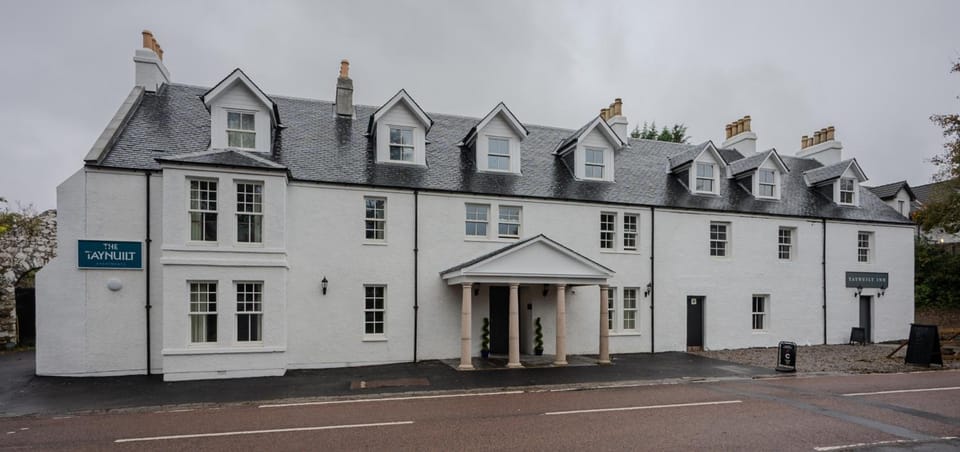 Taynuilt Inn Apartments Hotel in Scotland