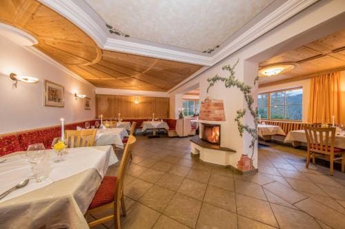 Hotel Landgasthof Larchenwald Hotel in Trentino-South Tyrol