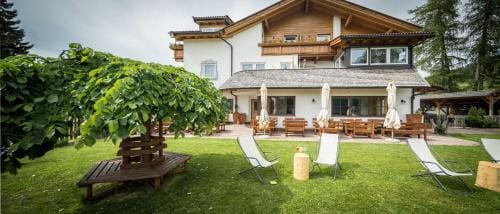 Hotel Landgasthof Larchenwald Hotel in Trentino-South Tyrol