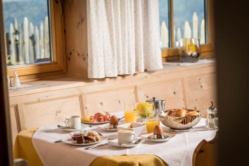 Hotel Landgasthof Larchenwald Hotel in Trentino-South Tyrol