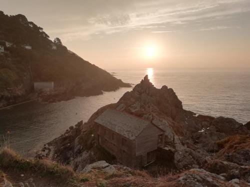 The House on the Props Hotel in Polperro