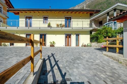 Il Girasole Bed and Breakfast Hotel in Aosta Valley, Italy