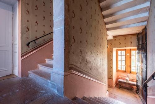 Chateau de Salornay Hotel in Bourgogne-Franche-Comté