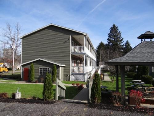 Edelweiss Ski Lodge Lodge in Ellicottville