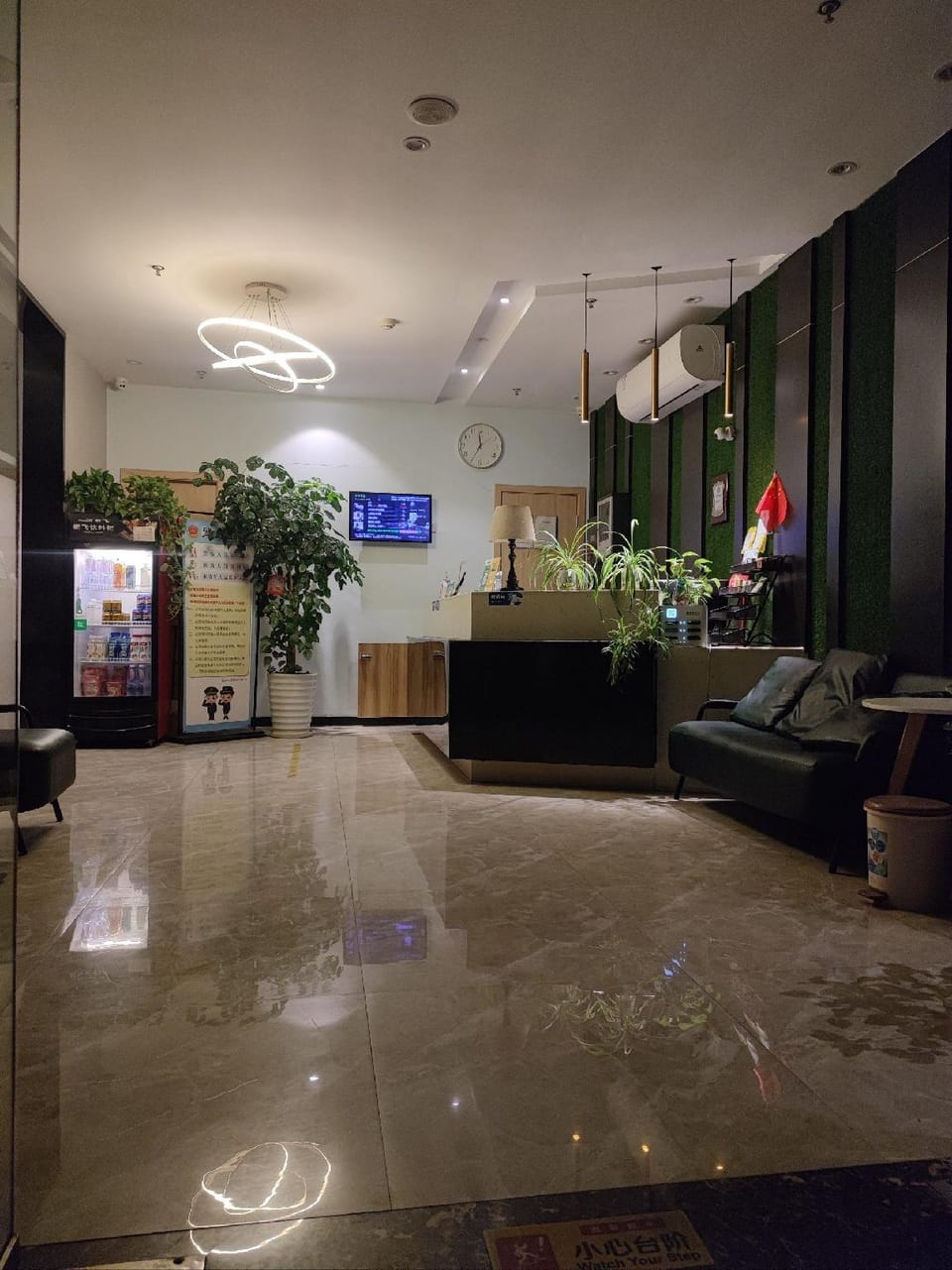 Youjie Hotel (Kunshan Zhoushi Zhujing Garden Branch) Hotel in Shanghai