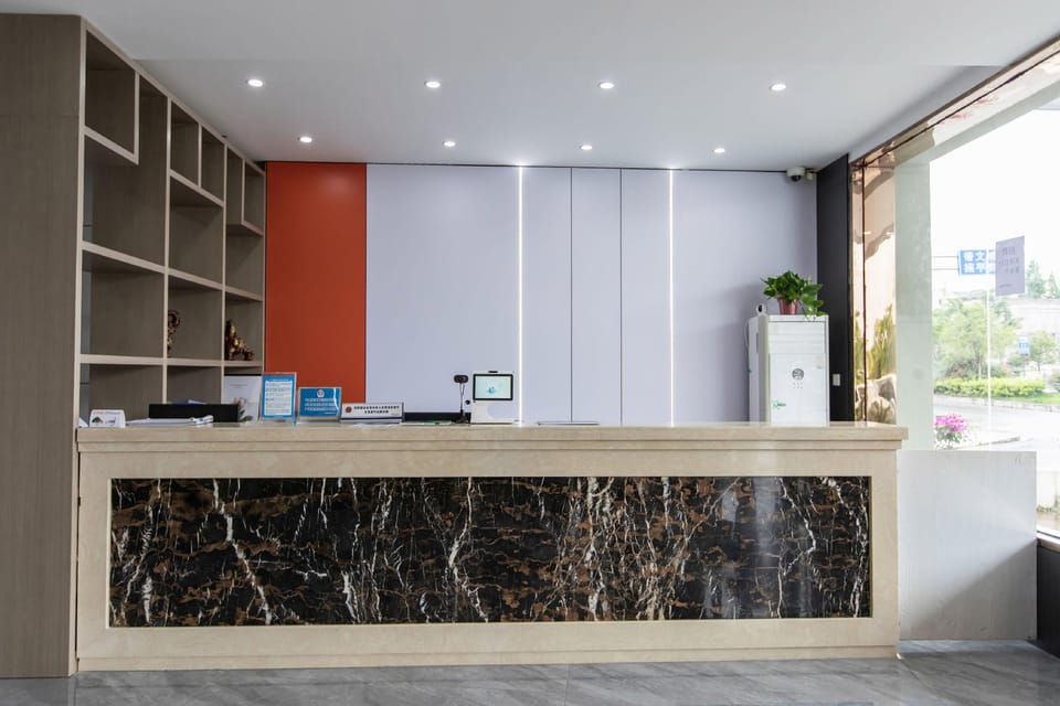 Oriental Star Hotel (Zhuji High-speed Railway Station Branch) Hotel in Hangzhou
