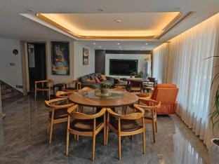 Leshui Shanju Villa Light Luxury Leisure Holiday Meisu (Hangzhou Fuyang Longlinba Branch) Hotel in Hangzhou