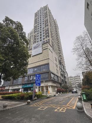 Xiaoqi's High-value B&B Hotel (Huai Nanjing Ao Plaza) Hotel in Jiangsu