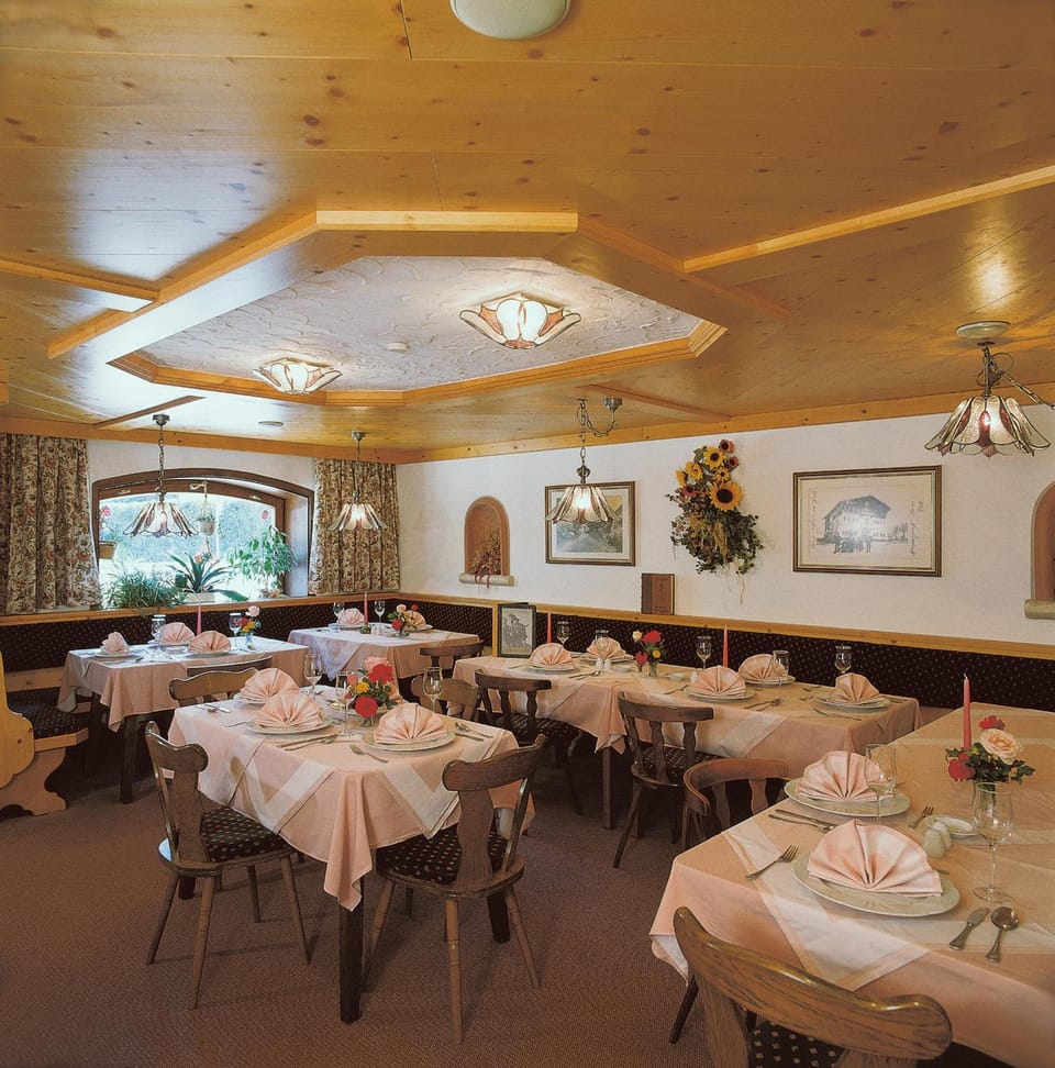 Gasthaus Mitterjager Inn in Salzburgerland
